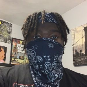 Meet your Posher, Jamari